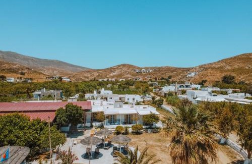 Serifos Hotel | ISALOS ROOMS ON THE BEACH