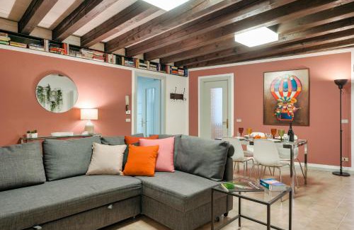 Iseo Apartment | Iseo Portelle Holiday da Barbara - private parking & bike storage