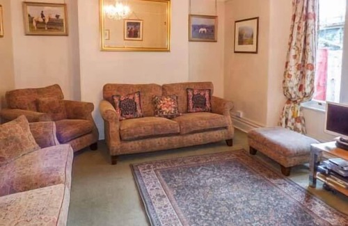 Bont Newydd Cottage | ISFRYN, pet friendly, character holiday cottage in Caernarfon