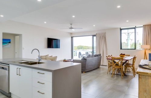 Huskisson Apartment | Ishtar Apartment 4- Best Water Views