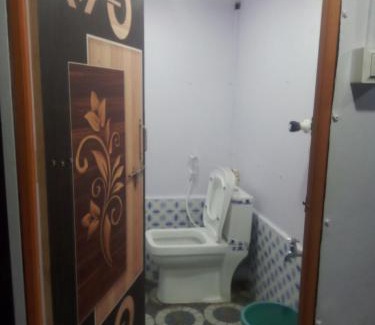 Hireguthi House | Ishwar Place Rooms and Cafe Gokarna