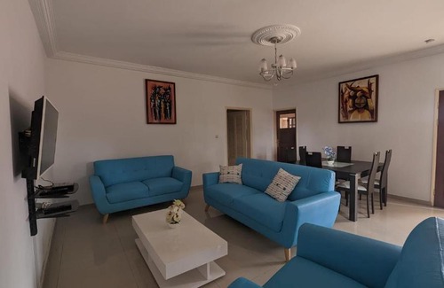 Port Gentil Apartment | ISISNOVA