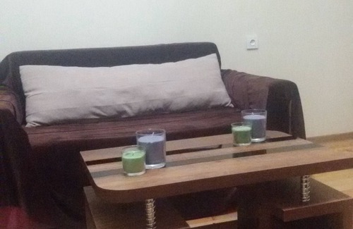 Sololaki Apartment | Isk Home. Isk Home apartment with a balcony is located in Tbilisi