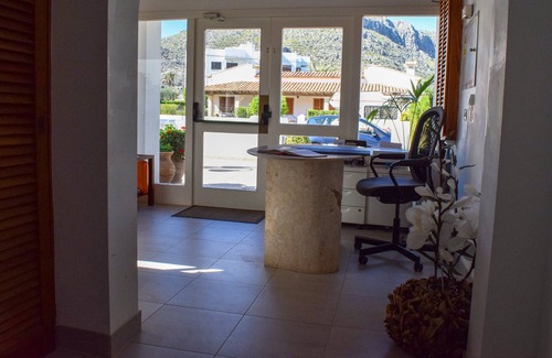 Puerto de Pollensa Apartment | Isla 102. Upper Ground Floor, Direct Access to Pool.