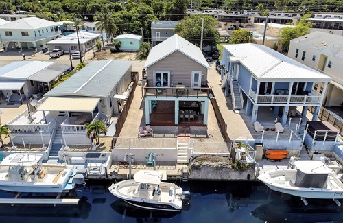 Cross Key Waterways House | Isla Bruno, waterfront home