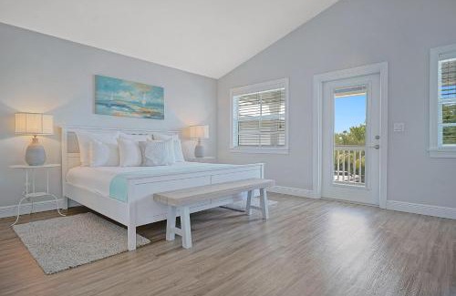 Islamorada Villa | Isla Key Lime - Waterfront Boutique Resort, Htd Pool, Dock, Walkable