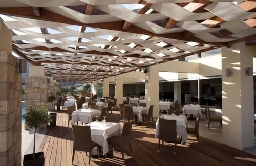 Pefkos Apartment | Island Blue Hotel
