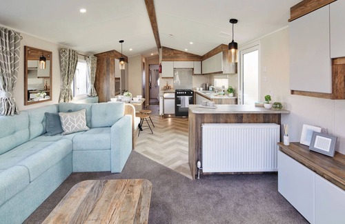 Hayling Island Cottage | ISLAND BREEZE - HAYLING ISLAND in Hayling Island Holiday Park