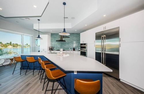 Treasure Island House | Island Breeze in Treasure Island