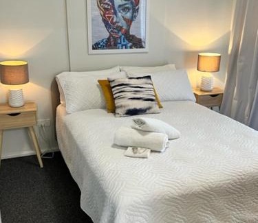 Bongaree Apartment | Island Bungalow