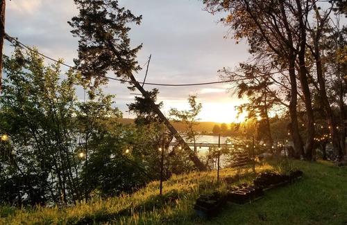 Marrowstone Cabin | Island Cabin, water view, beach access, firepits, BBQs, Pet friendly