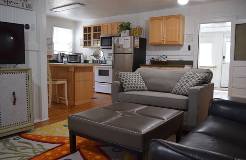 Folly Beach House | Island Center! 2–5-minute walk to beach & town! Sleeps 6 w/5 beds! Read Reviews!