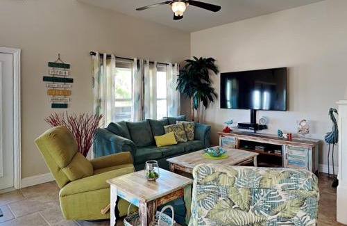 Key Allegro House | Island Charm