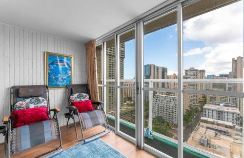 Waikiki Apartment | Island Colony Studio 24th floor