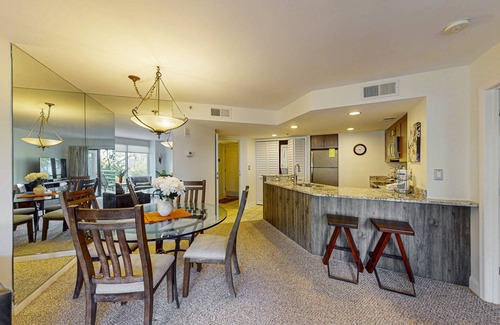Palmetto Dunes Condo | Island condo w/beach access and balcony view - close to golf