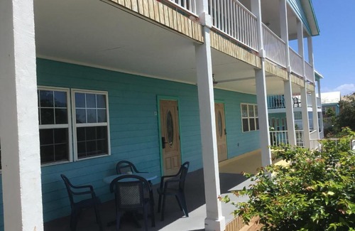 George Town Apartment | Island Dreams Condo Apt