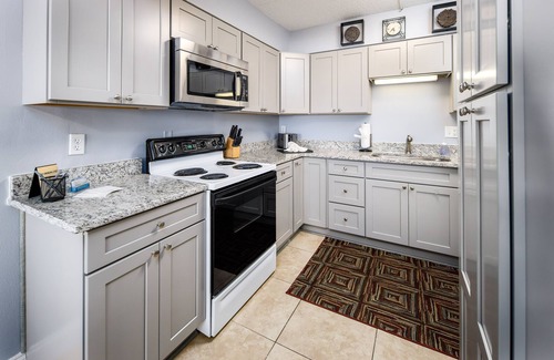 Fort Walton Beach Condo | Island Echos 2M Perfect Getaway! Second floor, Direct Gulf front Beauty!