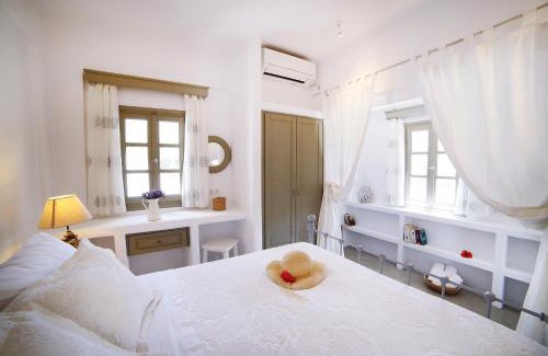 Ios Apartment | Island House Hotel