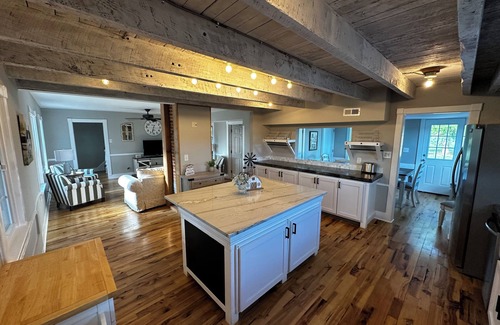 Stevensville Other | Island Life 2! 2024 remodeled home on Private Waterfront Kent Island Estate