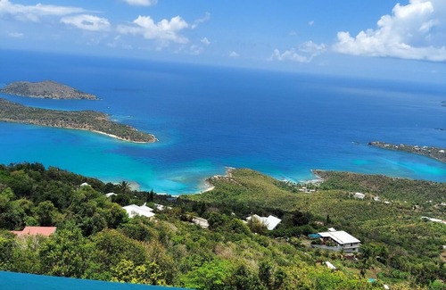 Estate Dorothea Apartment | ISLAND MOON RAYS VILLAnTop of the highest point on ST.Thomas.