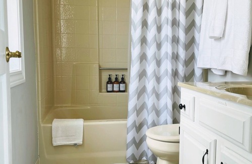 Washington Island Resort | Island Motel Room w/King Bed