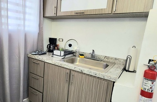 Levittown Apartment | Island Oasis: Close to Vibrant Shops, Eateries & Beach Adventures