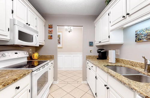 Harbour Town Villa | Island Oasis Near Golf & Beach w/Private Balcony, Central AC & High-Speed WiFi