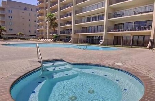 South Padre Island Apartment | Island Paradise-Beachfront, Ocean View!
