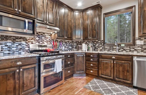 Island Park Cabin | Island Park Cabin with Private Dock on the Lake