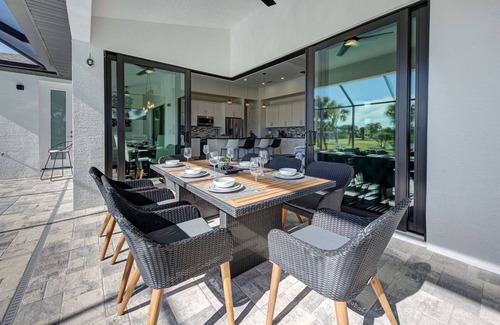 Rotonda Heights House | Island Pearl | Lake front | Pool | Spa