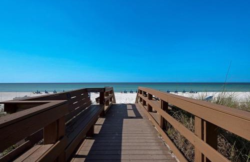 Fort Walton Beach Apartment | Island Princess 200