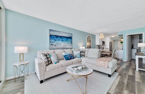 Ono Island Condo | Island Shores 652: Beach Front Balcony: Stunning Gulf Views, Pool, Free Parking