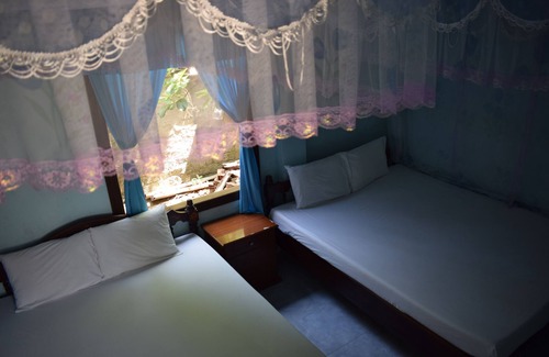 Cham Island Bed & Breakfast | Island Smiles Homestay