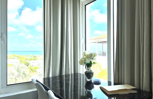 The Bight Apartment | Island Stay Studio with Stunning Ocean Views