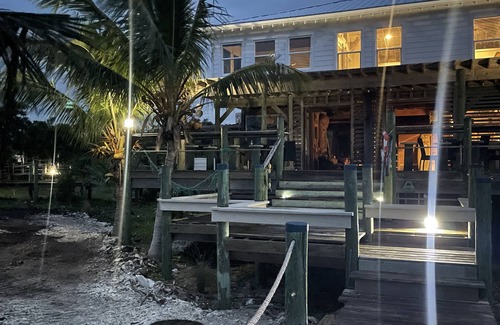 Lubbers Quarters Cay House | Island Style Small Resort Offering Cottages With Personalized Service.