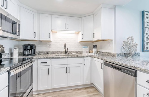 Gulf Shores Condo | Island Sunrise 262-Don't Wait any Longer! Hit that Book Now Button and Grab Your