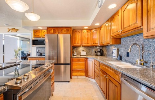 Kihei Apartment | Island Surf 601B