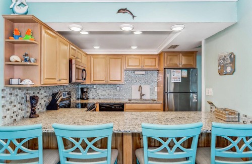 Villa Sabine Condo | "Island Time" Condo w/Extraordinary Views! 2 Bed 2 Bath