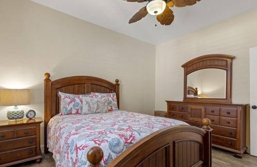 Cedar Key House | Island Time: Gulf Front Views Downtown with a Private Pool