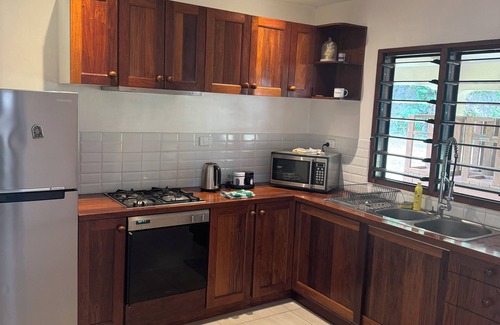 Port Vila House | Island Unit in Pango - Bunkhouse
