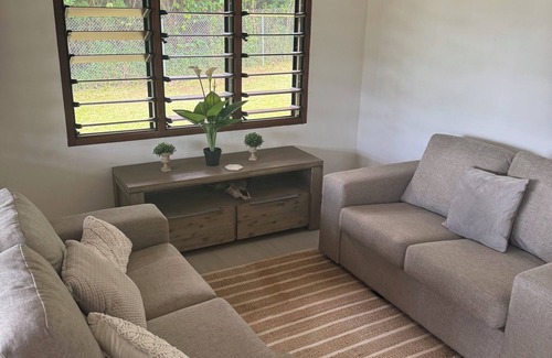 Port Vila House | Island Unit in Pango - Bunkhouse
