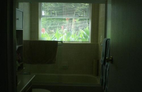 Regional District of Nanaimo Bed & Breakfast | Island View B&B