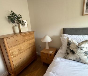 Oban Apartment | Island View - Spacious Two Bedroom Oban Apartment with Sea Views