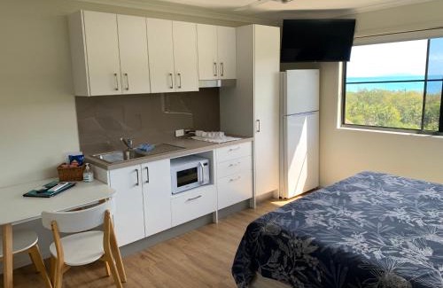 Airlie Beach Bed & Breakfast | Island Views