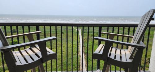 Galveston Resort | Islander East Condominiums