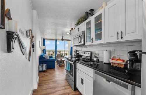 Galveston Resort | Islander East Condominiums