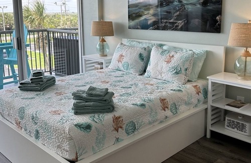 Galveston Condo | Islander East. Heated pool. Gorgeous sunsets