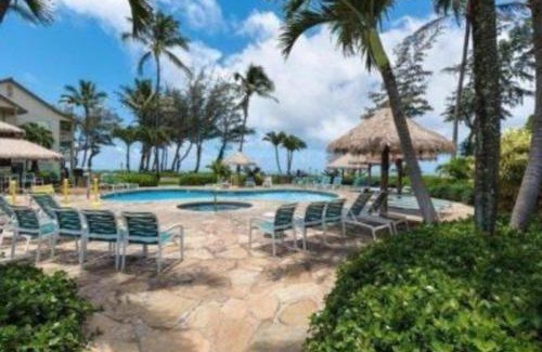 Wailua Hotel | Islander on the Beach