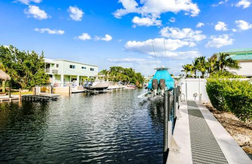 Winston Waterways House | Islander Retreat