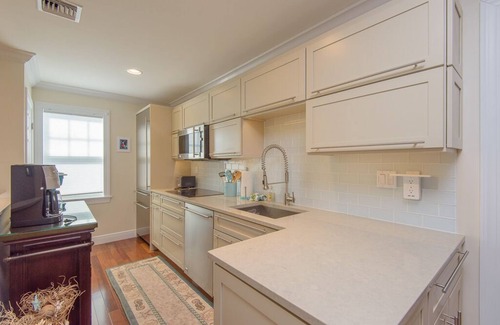 Truman Annex Condo | ISLE BE BACK at The Truman Annex in Key West